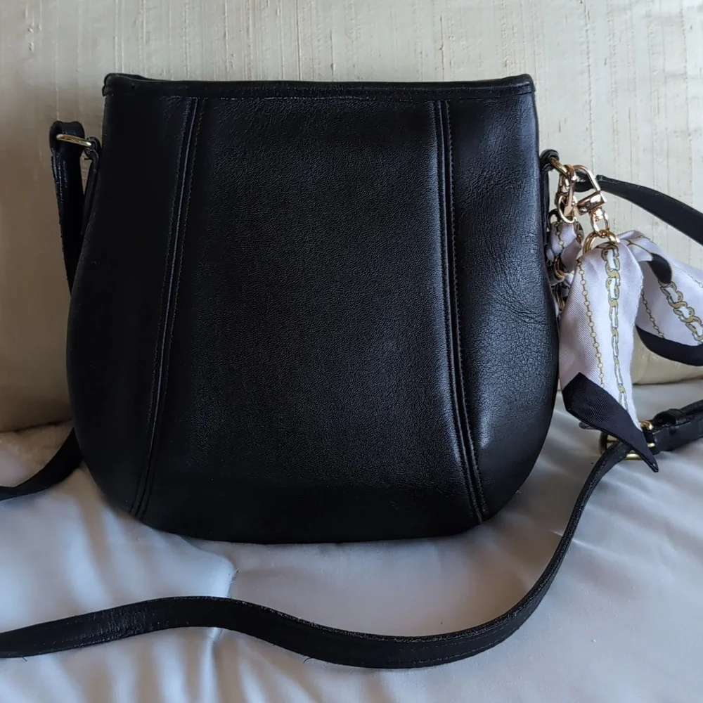 Vintage Rare Old Coach🖤  9990 Gorgeous Leather Crossbody Bag With Bling - Picture 9 of 17